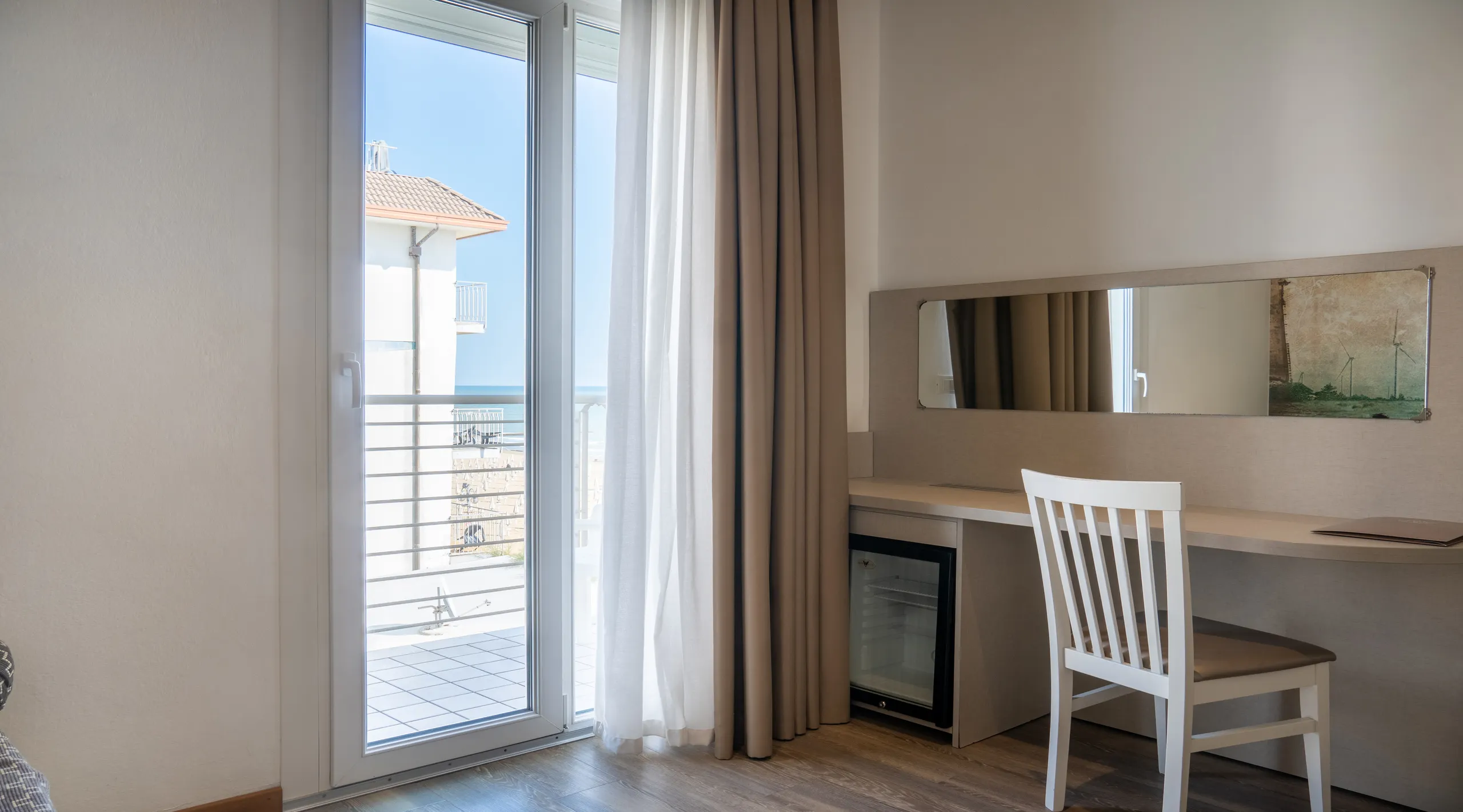 Familiare vista laterale 4